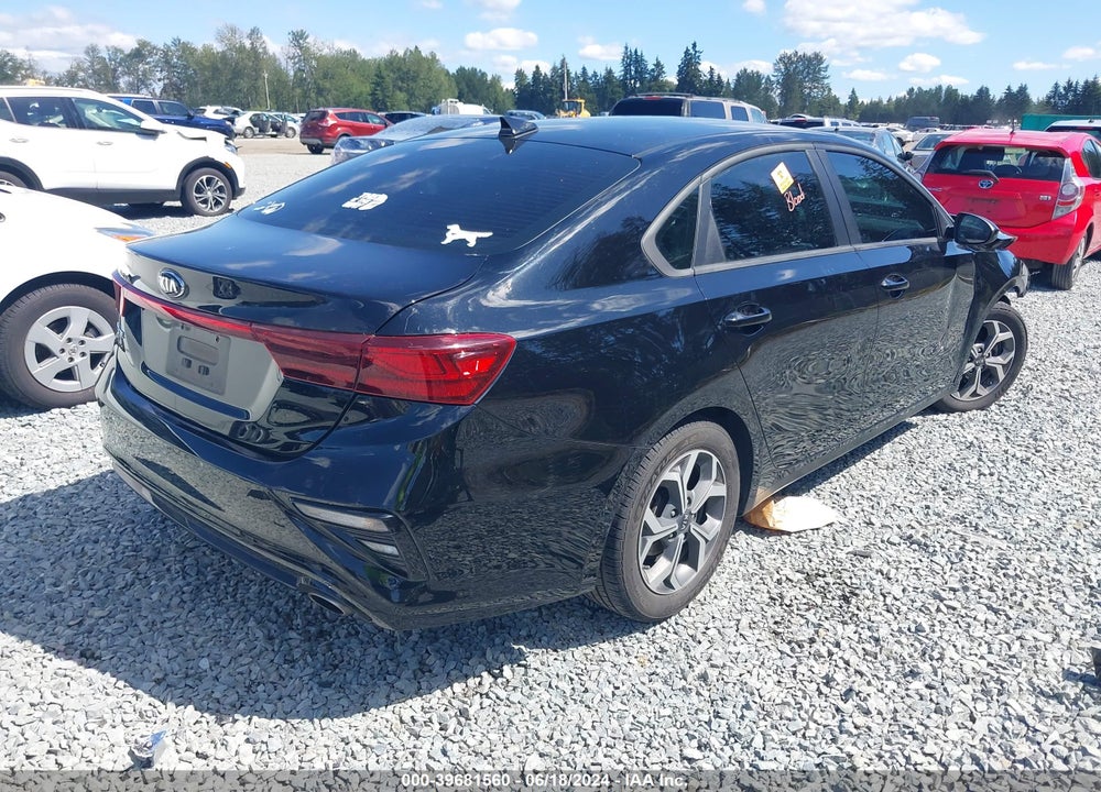 2019 KIA FORTE LXS VIN: 3KPF24AD7KE089282