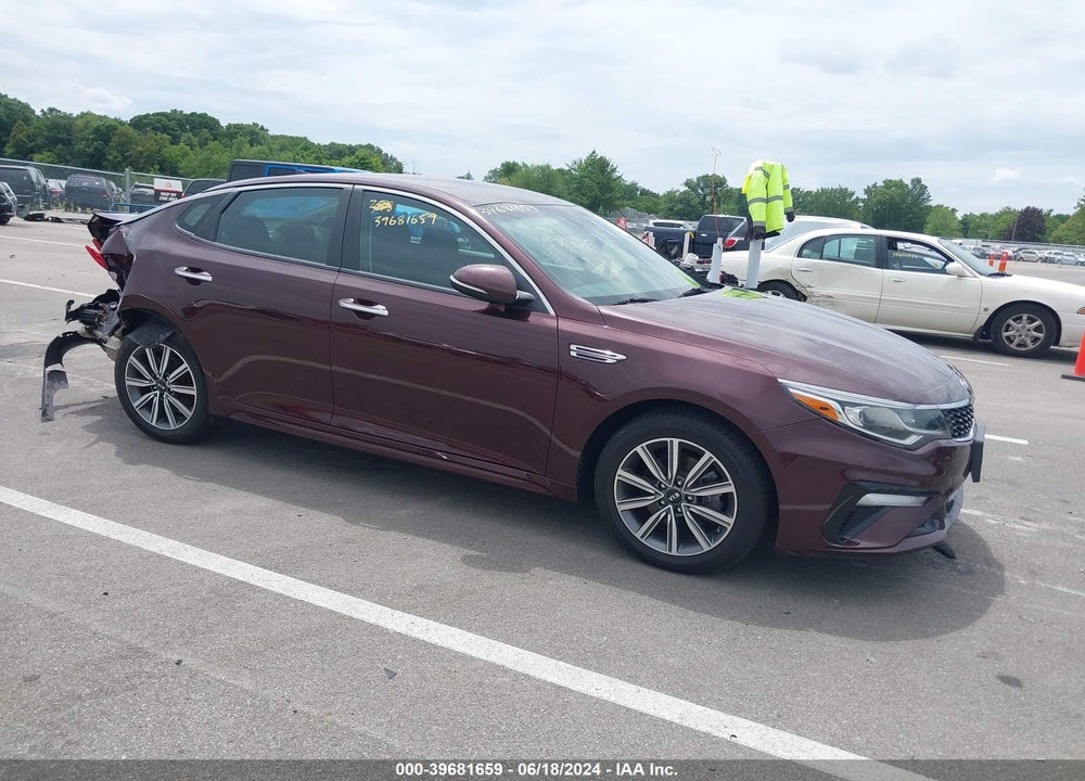 2019 KIA OPTIMA LX VIN: 5XXGT4L35KG378271