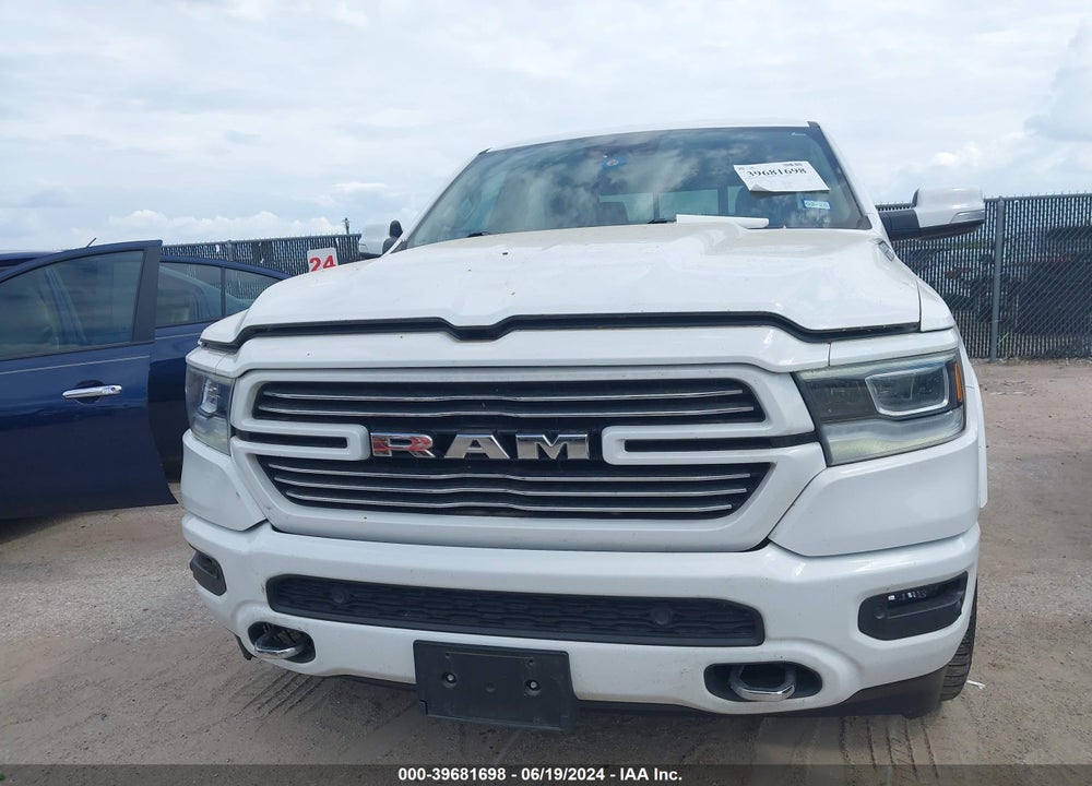 2021 RAM 1500 LAIE  4X4 5'7 BOX VIN: 1C6SRFJT8MN507383