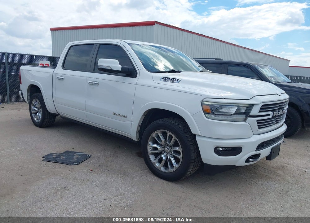 2021 RAM 1500 LAIE  4X4 5'7 BOX VIN: 1C6SRFJT8MN507383