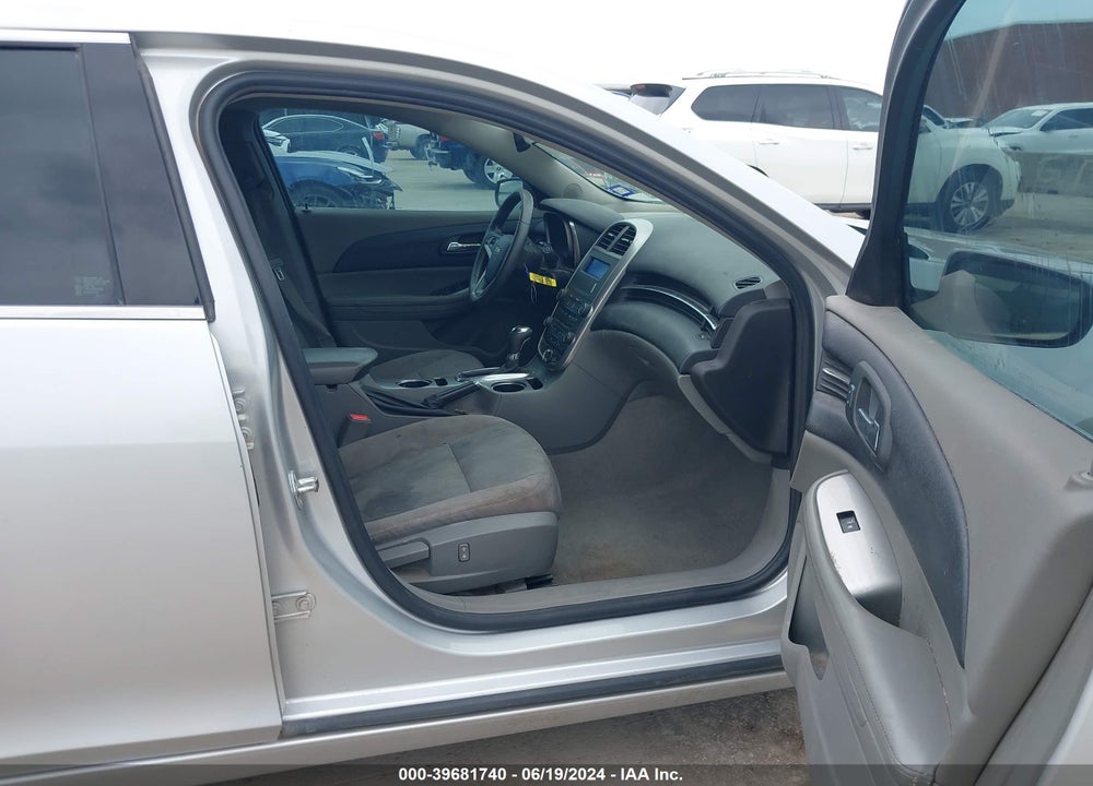 2015 CHEVROLET MALIBU LS VIN: 1G11B5SL1FF247870