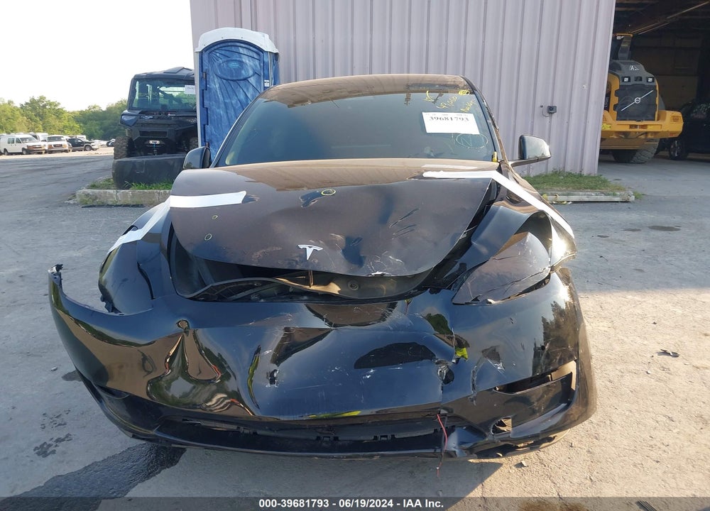 2022 TESLA MODEL Y LONG RANGE DUAL MOTOR ALL-WHEEL DRIVE VIN: 7SAYGDEE7NF329106