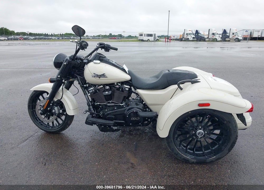 2023 HARLEY-DAVIDSON FLRT VIN: 1HD1MCP18PB854255