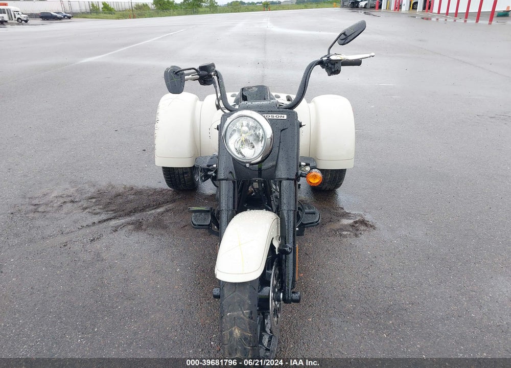 2023 HARLEY-DAVIDSON FLRT VIN: 1HD1MCP18PB854255