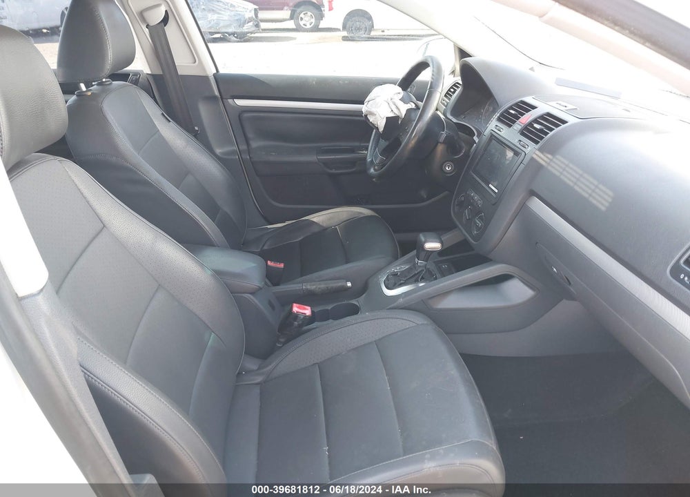 2009 VOLKSWAGEN JETTA TDI VIN: 3VWRL71K39M152434