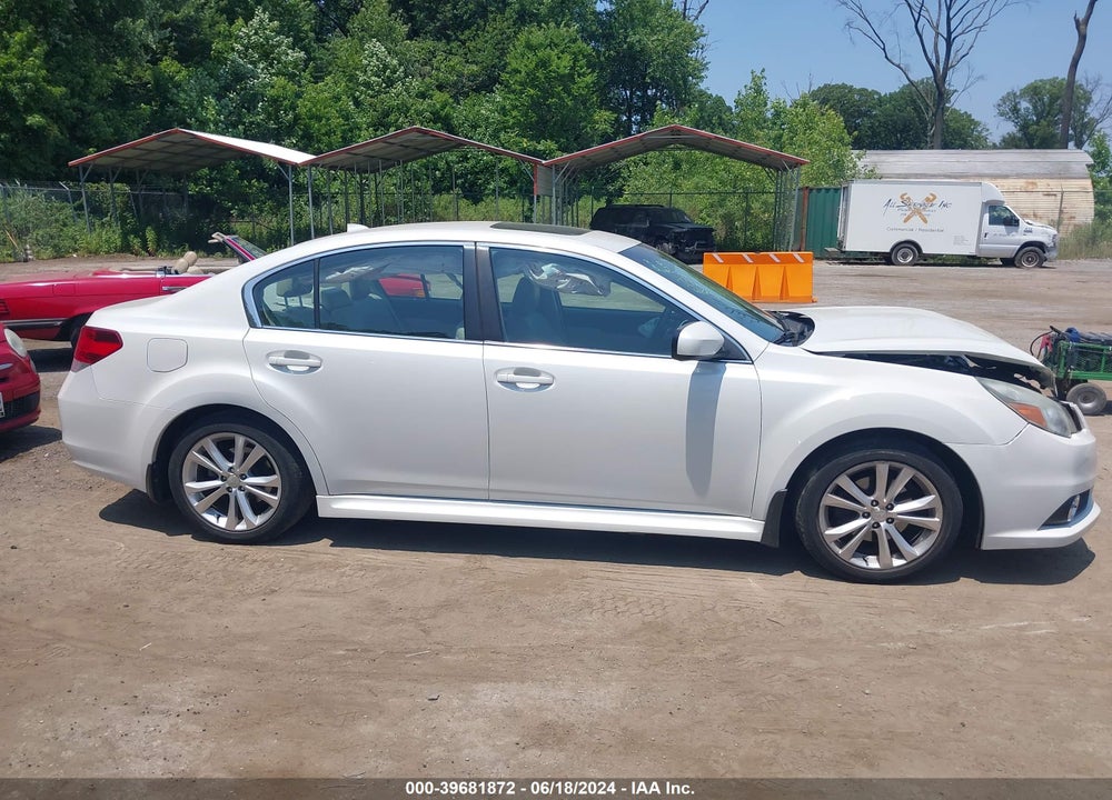 2014 SUBARU LEGACY 2.5I LIMITED VIN: 4S3BMBN67E3031029