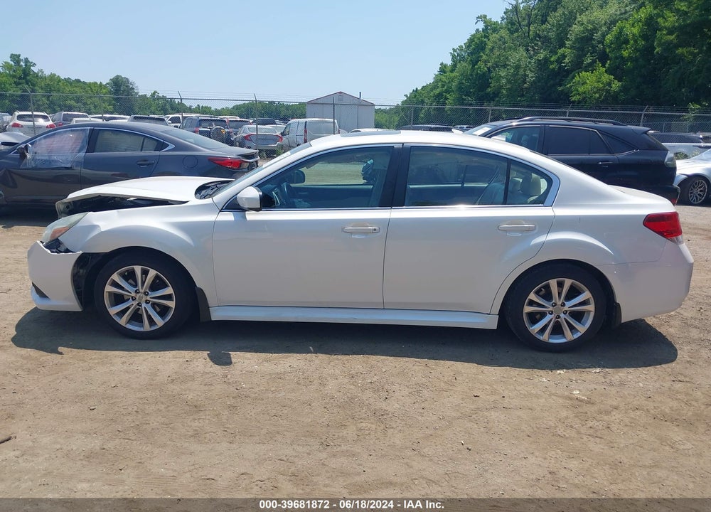 2014 SUBARU LEGACY 2.5I LIMITED VIN: 4S3BMBN67E3031029