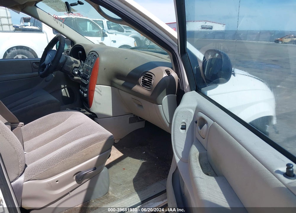 2006 CHRYSLER TOWN & COUNTRY LX VIN: 2A4GP44R96R609042