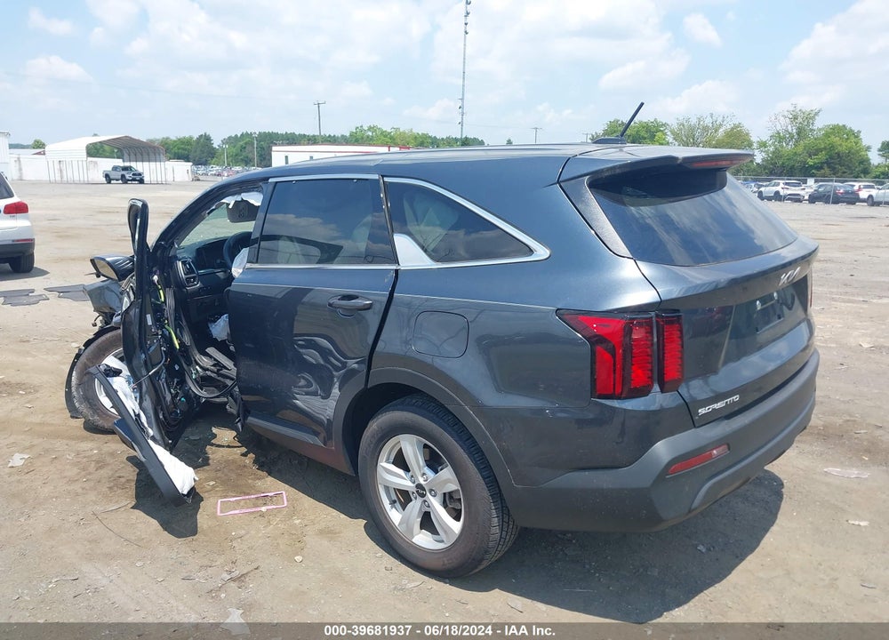 2023 KIA SORENTO LX VIN: 5XYRGDLCXPG189728