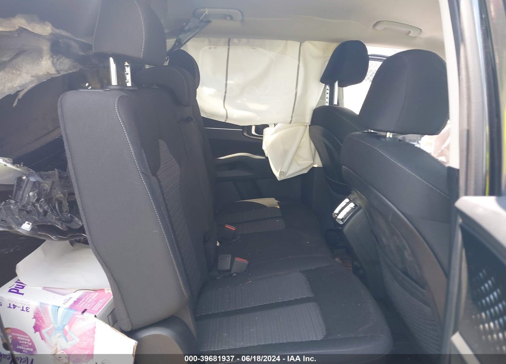 2023 KIA SORENTO LX VIN: 5XYRGDLCXPG189728