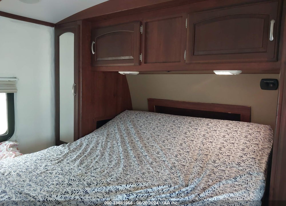 2015 KEYSTONE OUTBACK 312BH VIN: 4YDT31225FB452870