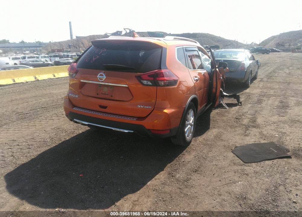 2019 NISSAN ROGUE SV VIN: JN8AT2MV1KW375882