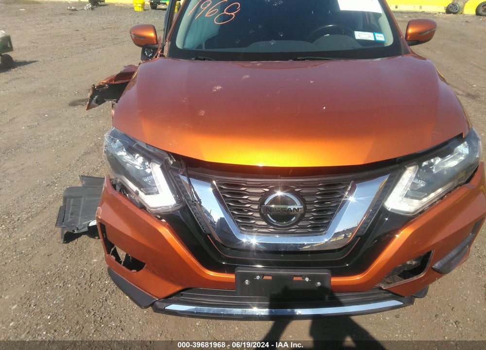 2019 NISSAN ROGUE SV VIN: JN8AT2MV1KW375882