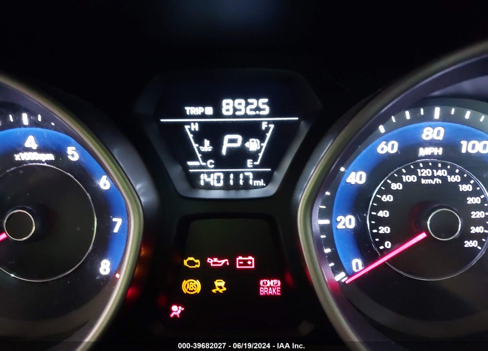 2015 HYUNDAI ELANTRA LIMITED VIN: 5NPDH4AE6FH618205