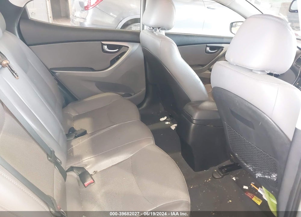 2015 HYUNDAI ELANTRA LIMITED VIN: 5NPDH4AE6FH618205