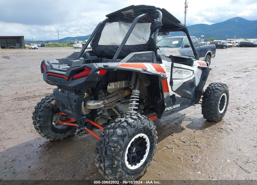 2019 POLARIS RZR XP TURBO EPS VIN: 3NSVDE923KF786259
