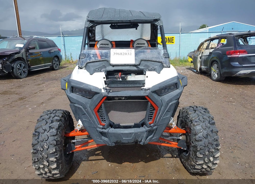 2019 POLARIS RZR XP TURBO EPS VIN: 3NSVDE923KF786259