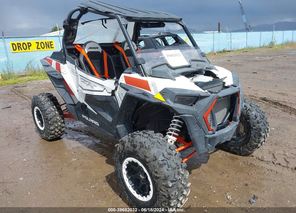 2019 POLARIS RZR XP TURBO EPS VIN: 3NSVDE923KF786259