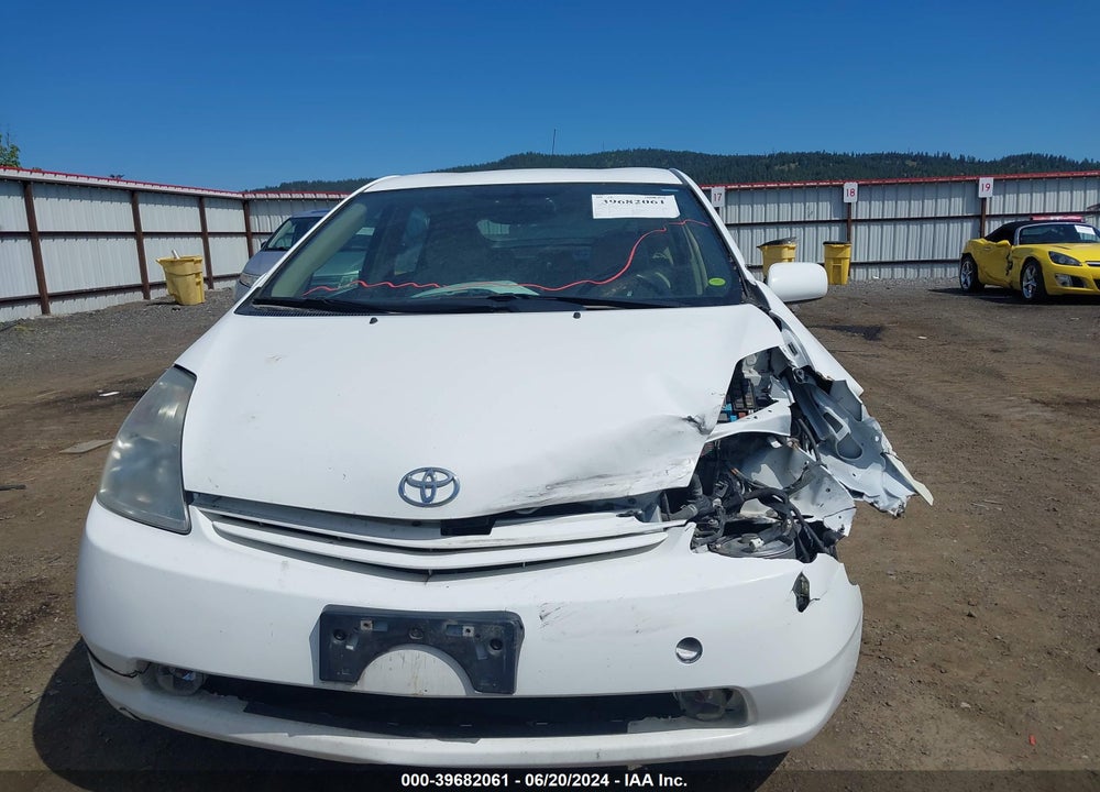2004 TOYOTA PRIUS VIN: JTDKB20U040057435
