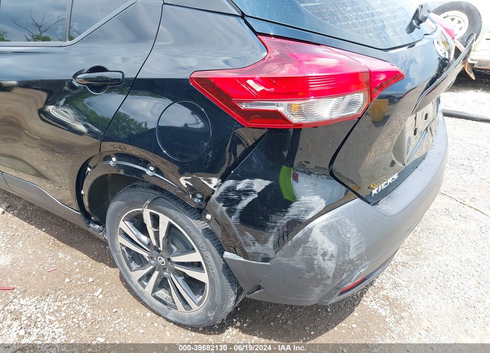 2019 NISSAN KICKS SV VIN: 3N1CP5CU5KL564174