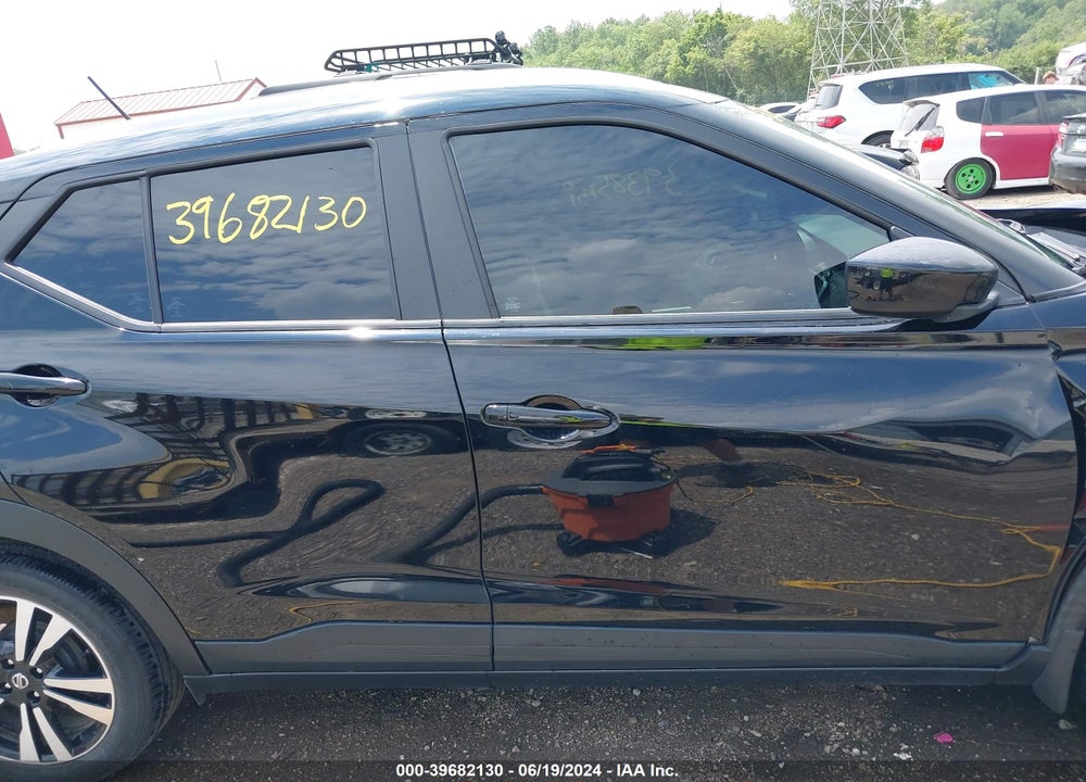 2019 NISSAN KICKS SV VIN: 3N1CP5CU5KL564174