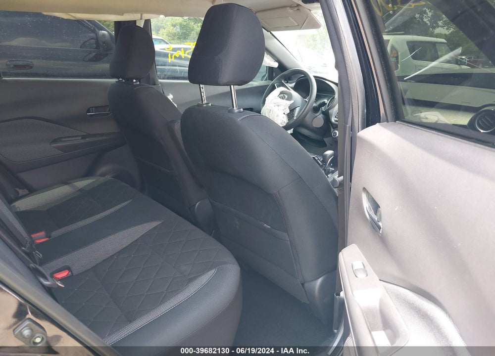 2019 NISSAN KICKS SV VIN: 3N1CP5CU5KL564174