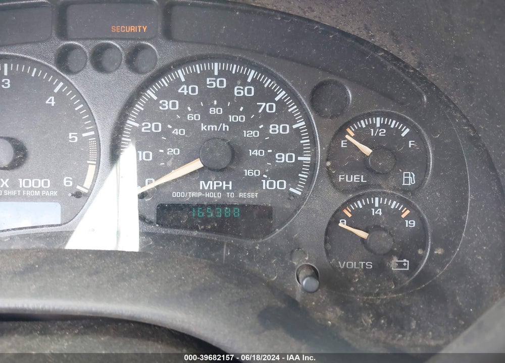 2002 CHEVROLET S-10 LS VIN: 1GCDT13W22K103748