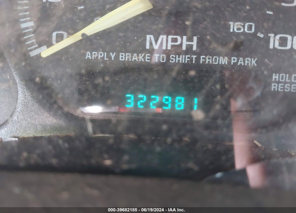 2000 CHEVROLET SILVERADO 1500 LS VIN: 1GCEK19T7YE385560