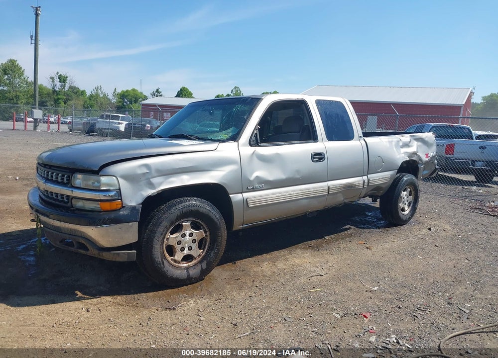 2000 CHEVROLET SILVERADO 1500 LS VIN: 1GCEK19T7YE385560