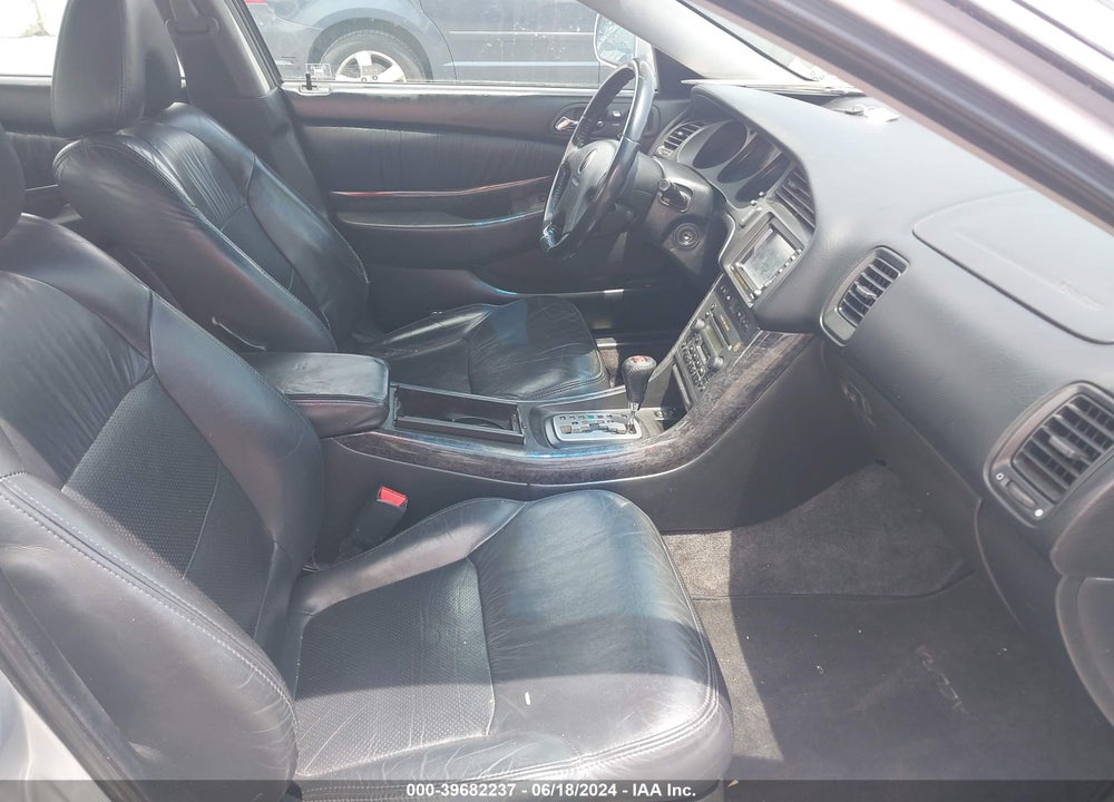 2002 ACURA TL 3.2 TYPE S VIN: 19UUA56982A043002