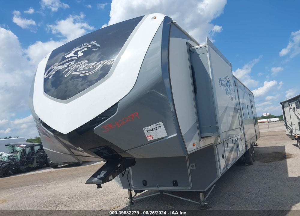 2017 HIGHLAND RIDGE HEARTLAND  TRAVEL TRAILER VIN: 58TFE4225H5030123