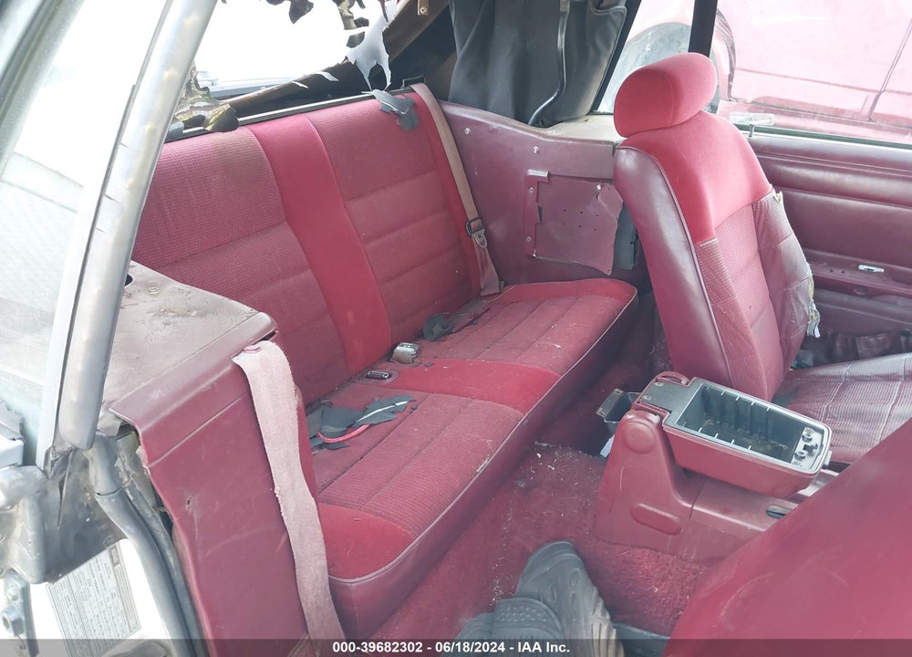 1993 FORD MUSTANG LX VIN: 1FACP44M7PF214610