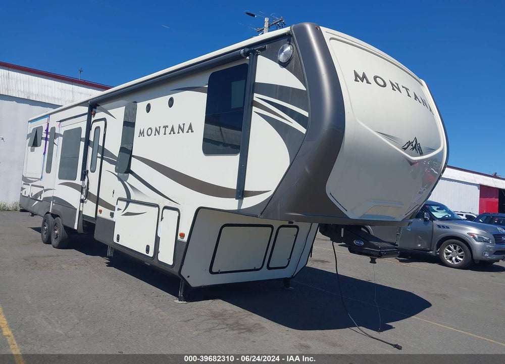 2016 KEYSTONE MONTANA 3790RD VIN: 4YDF37928G4702453