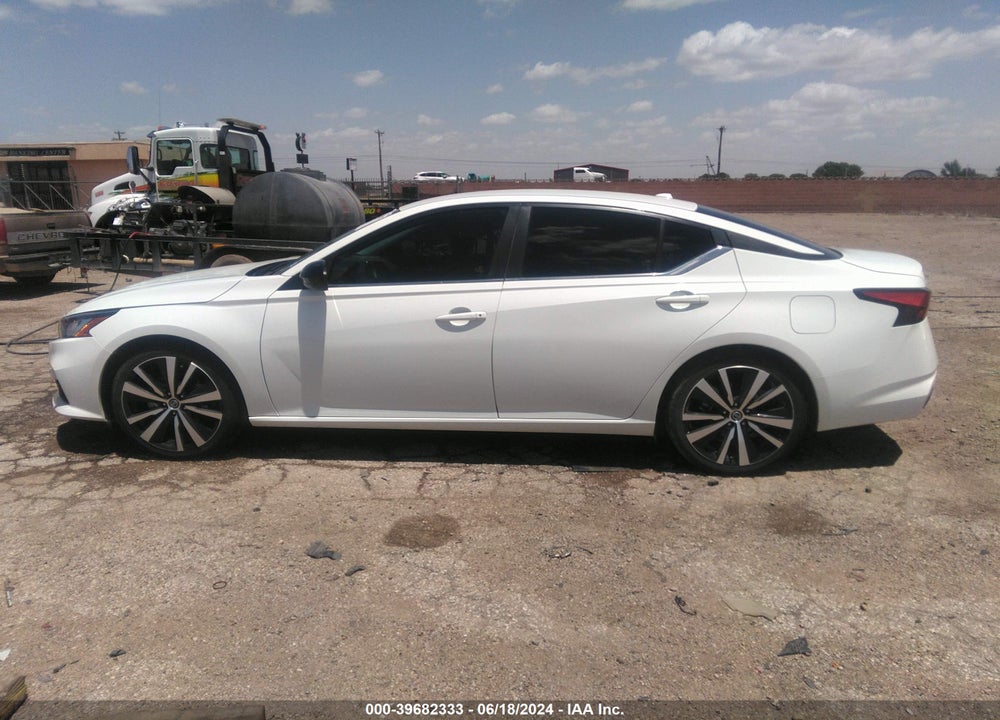 2021 NISSAN ALTIMA SR FWD VIN: 1N4BL4CVXMN413282