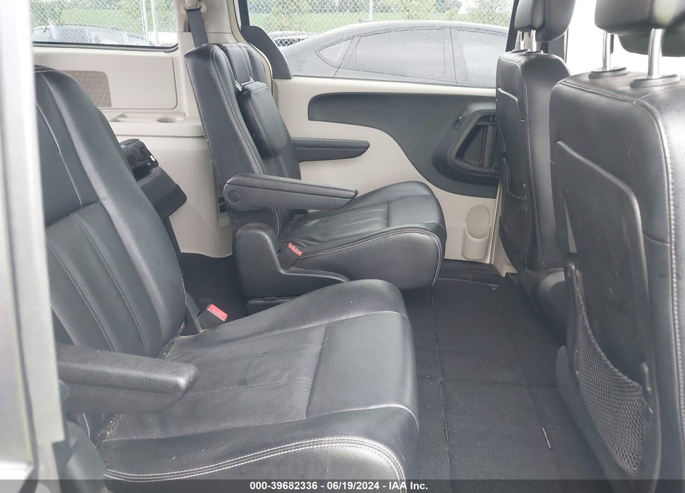 2014 CHRYSLER TOWN & COUNTRY TOURING VIN: 2C4RC1BG6ER449372