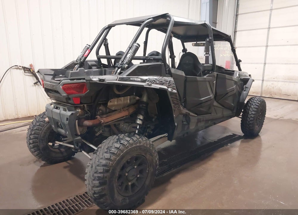 2017 POLARIS RAZR VIN: 3NSVFE920HF919613