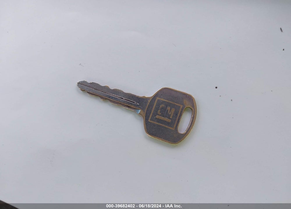 2003 BUICK CENTURY CUSTOM VIN: 2G4WS52J431264947