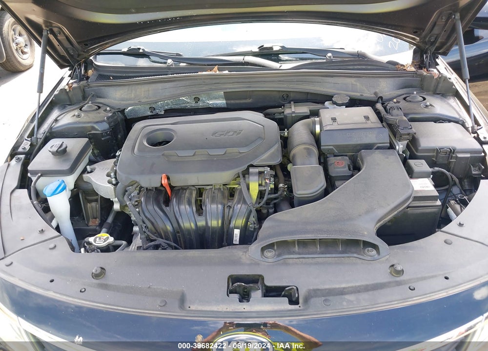 2019 KIA OPTIMA LX VIN: 5XXGT4L36KG296355
