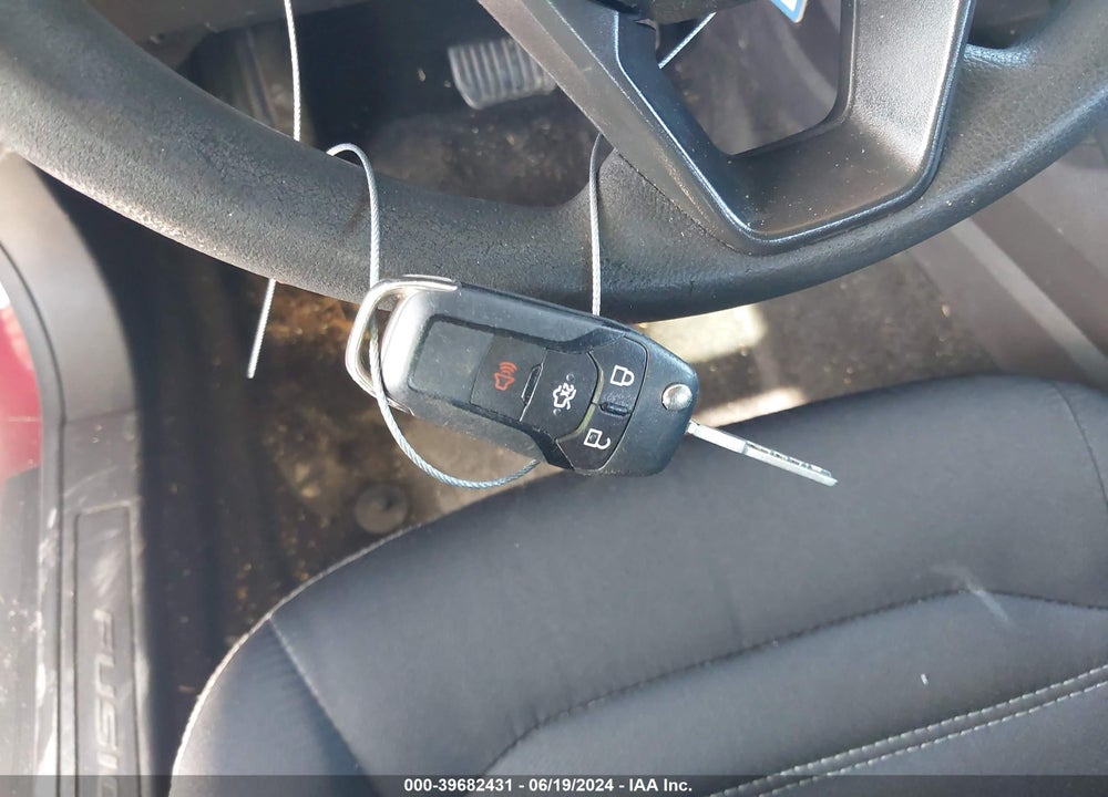 2015 FORD FUSION SE VIN: 1FA6P0H77F5107989
