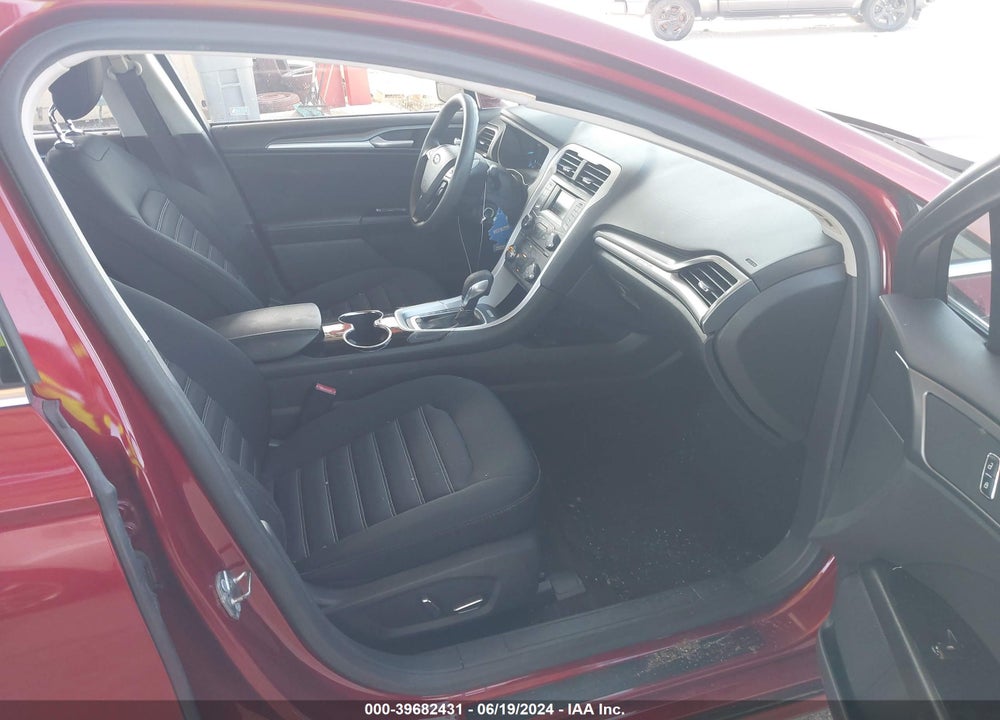 2015 FORD FUSION SE VIN: 1FA6P0H77F5107989