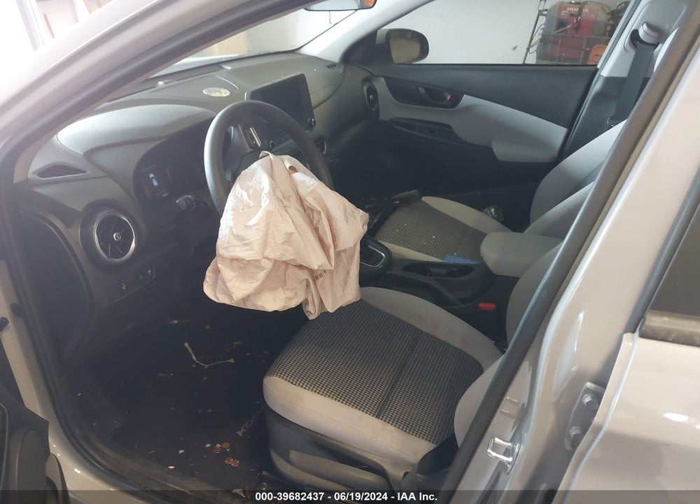 2023 HYUNDAI KONA SE VIN: KM8K2CAB6PU934019