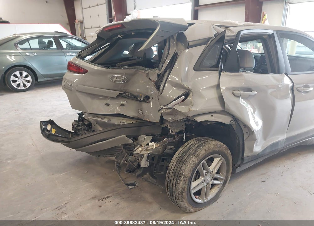 2023 HYUNDAI KONA SE VIN: KM8K2CAB6PU934019