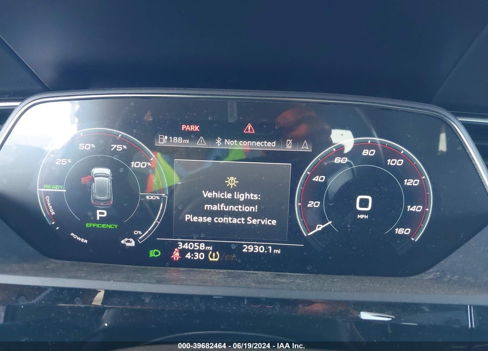 2022 AUDI E-TRON PREMIUM QUATTRO VIN: WA1AAAGE1NB014021