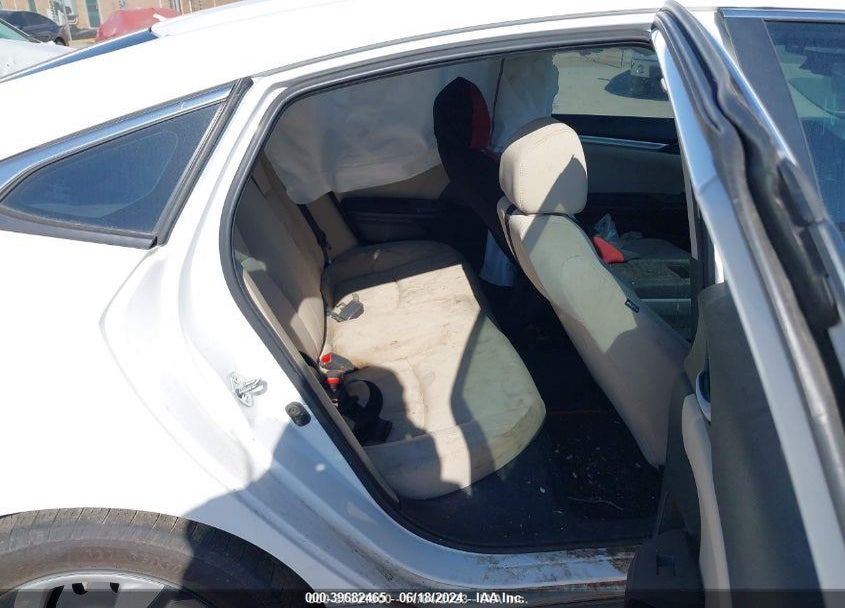 2018 HONDA CIVIC LX VIN: 2HGFC2F54JH601796