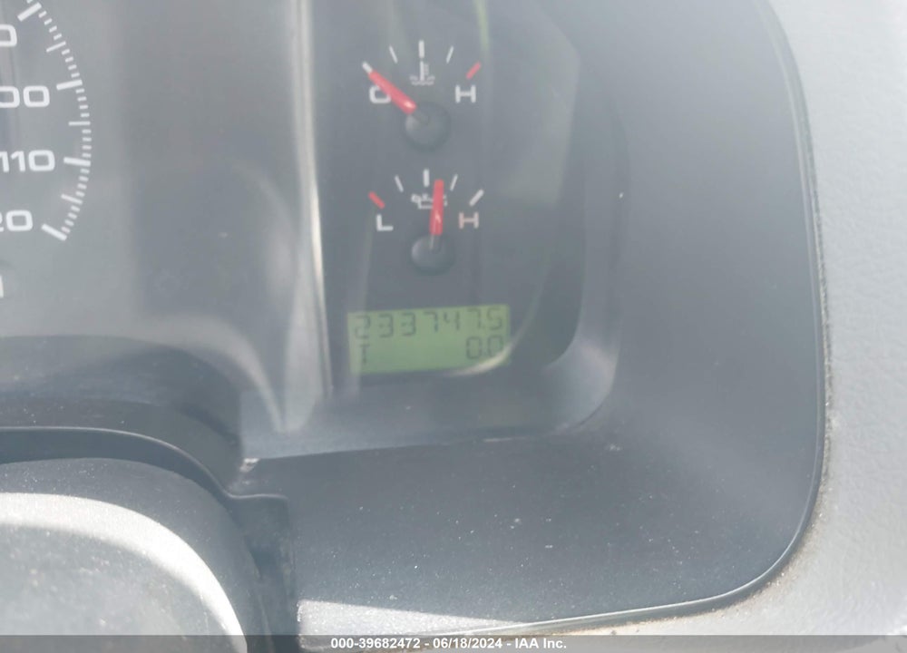 2008 FORD F-150 STX/XL/XLT VIN: 1FTRF12218KE06167