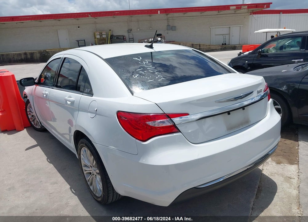 2013 CHRYSLER 200 TOURING VIN: 1C3CCBBB8DN693847