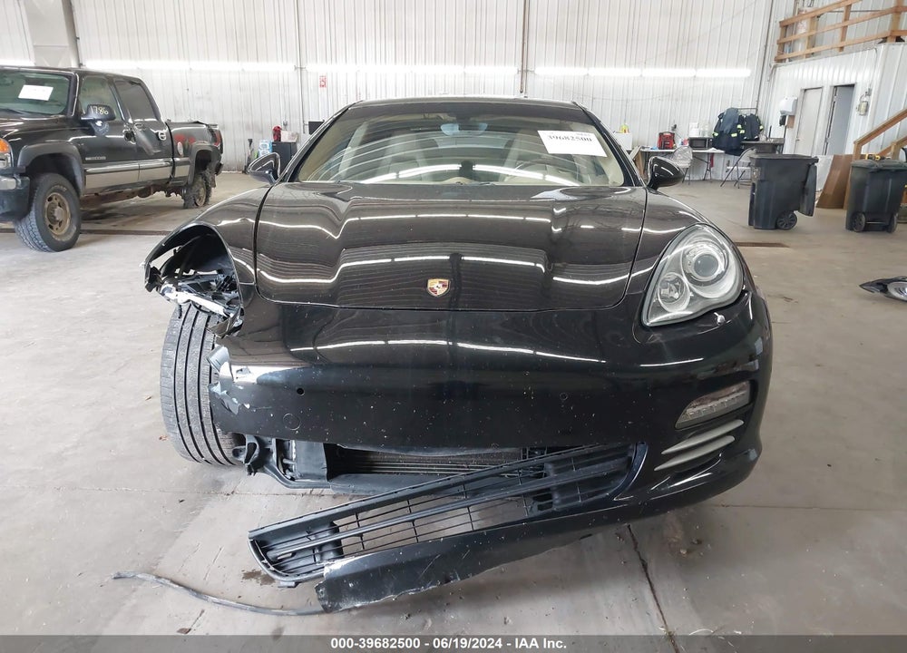 2012 PORSCHE PANAMERA 4S VIN: WP0AB2A77CL062181