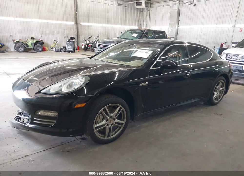 2012 PORSCHE PANAMERA 4S VIN: WP0AB2A77CL062181