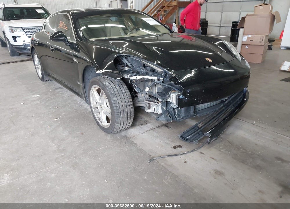 2012 PORSCHE PANAMERA 4S VIN: WP0AB2A77CL062181