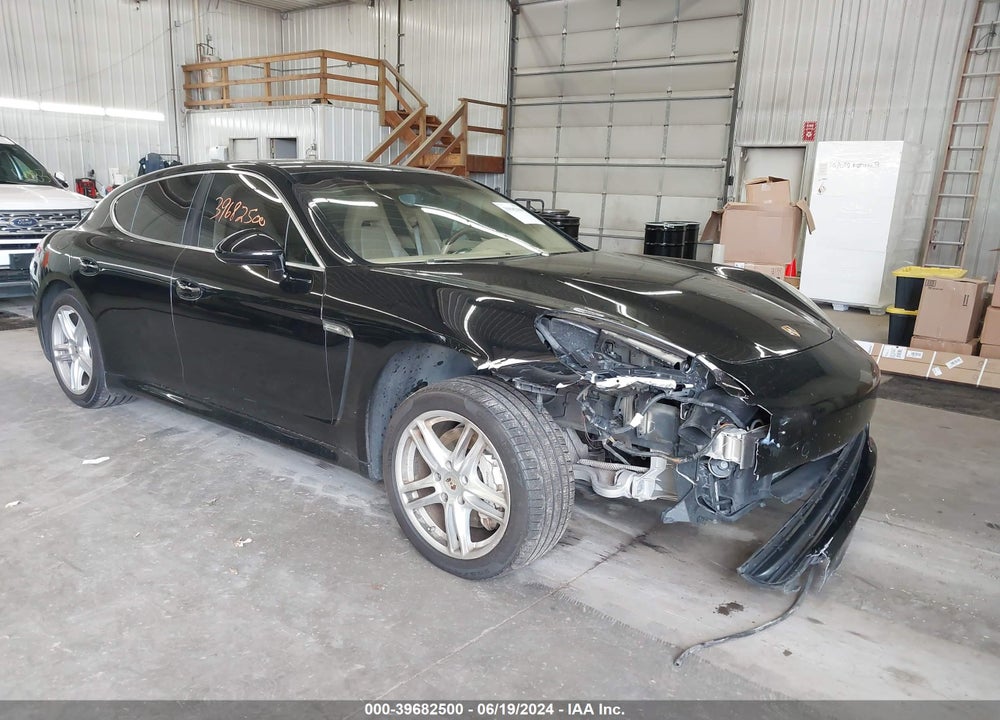 2012 PORSCHE PANAMERA 4S VIN: WP0AB2A77CL062181